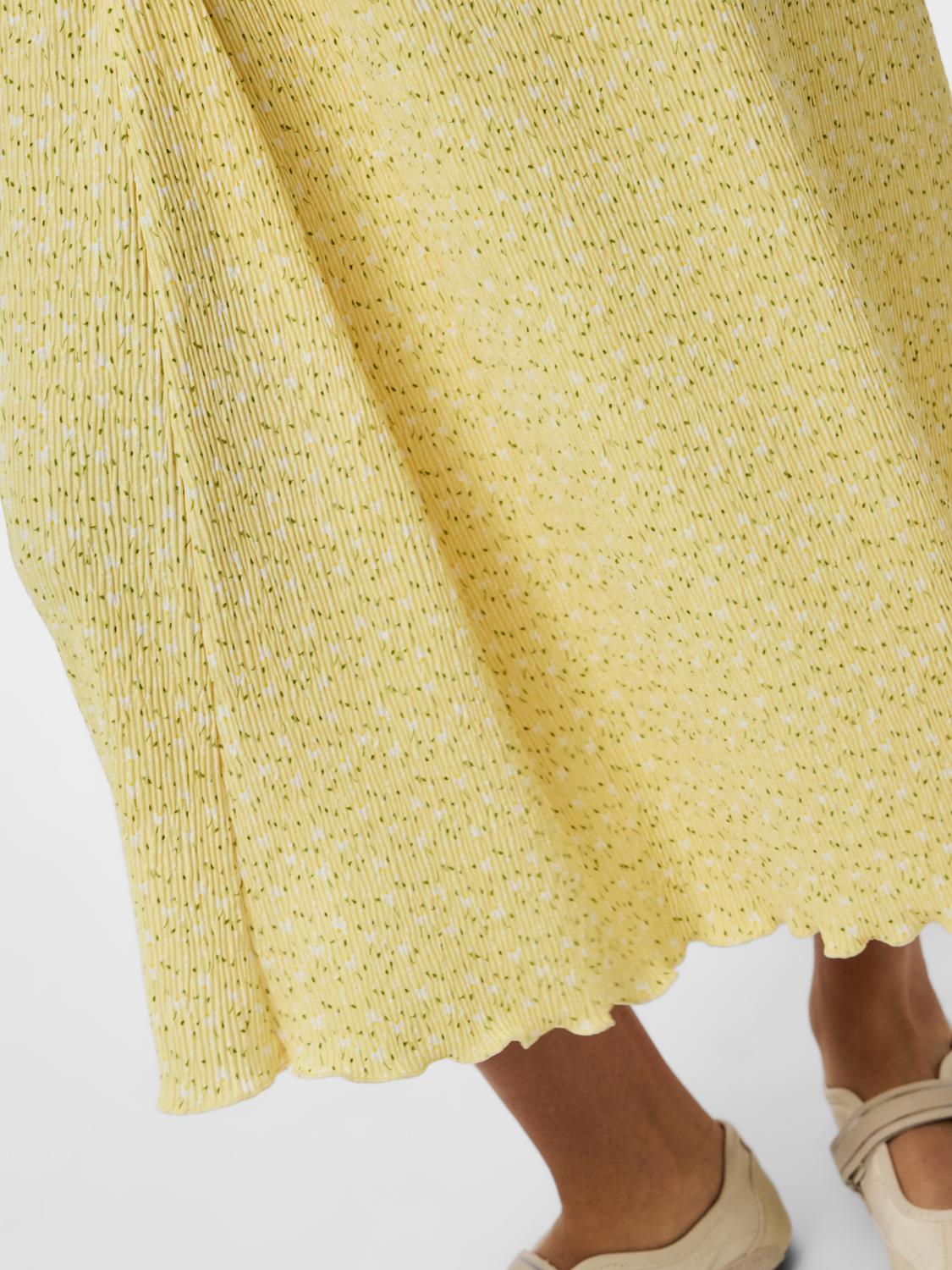 PCFLORA Midi Dress - French Vanilla - VERO MODA & VILA Bergvik